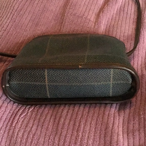 👜Vtg. 90’s🌸 Liz Claiborne crossbody - Picture 8 of 8